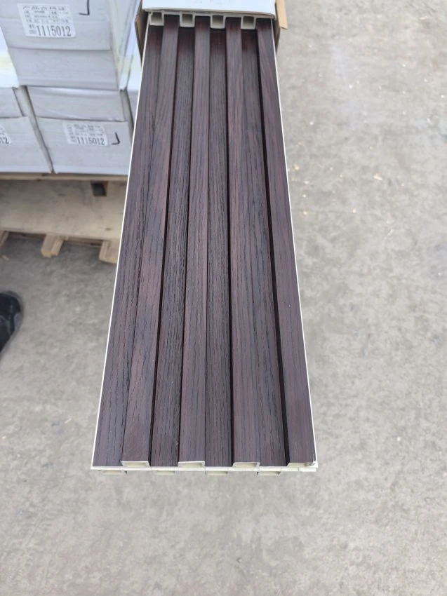 160*24mm WPC 벽 패널